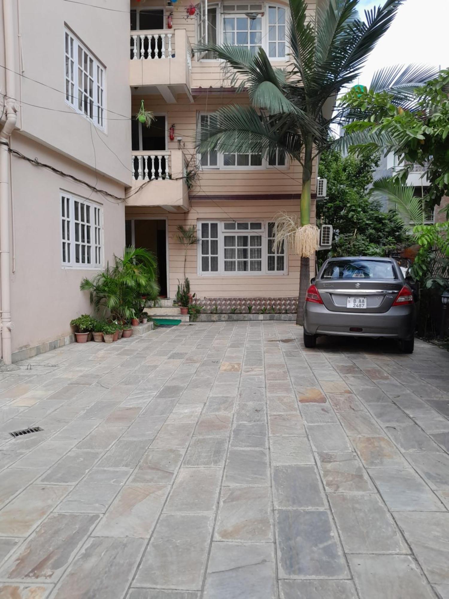 Apartment Rupas Catmandu Exterior foto